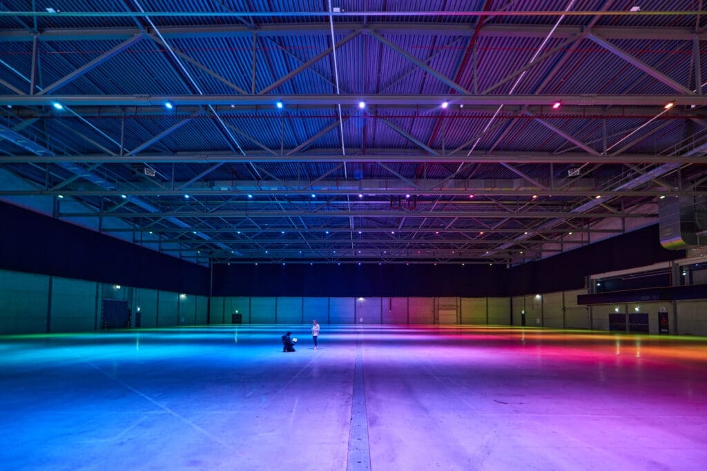Overzicht van een lege evenementenhal Breepark Breda
