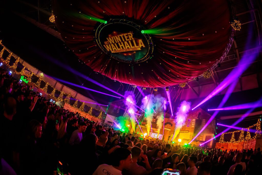 Feest tijdens Het Winter Walhalla in Breda Breepark